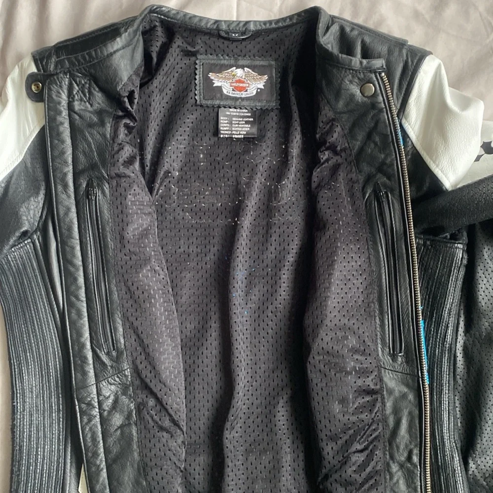 Harley Davidson leather jacket medium brand new - Picture 8 of 8